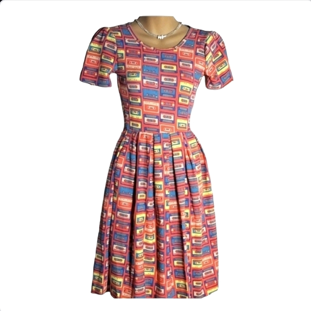 Dress LuLaRoe Amelia Casset Tape Vintage Look